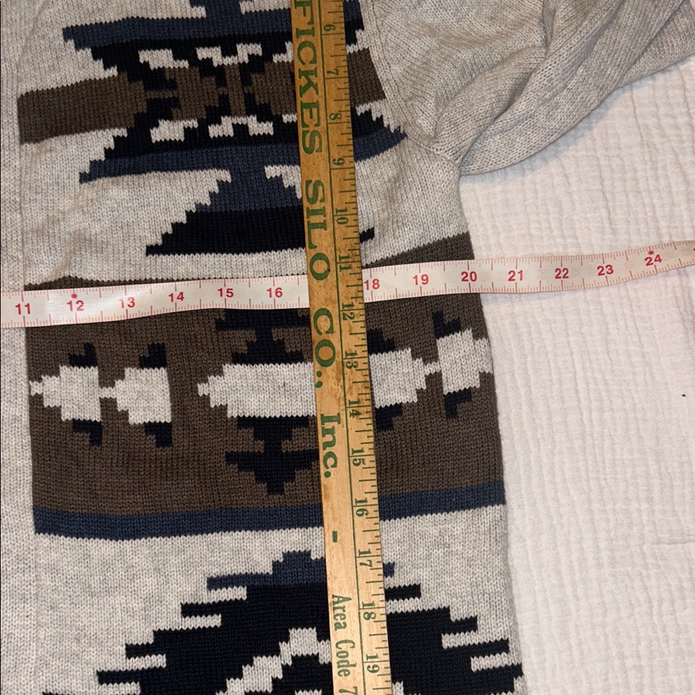 Urban Pipeline Men’s Sweater Cardigan Large Gray & Brown Cowl Aztec Southwestern - Picture 16 of 16